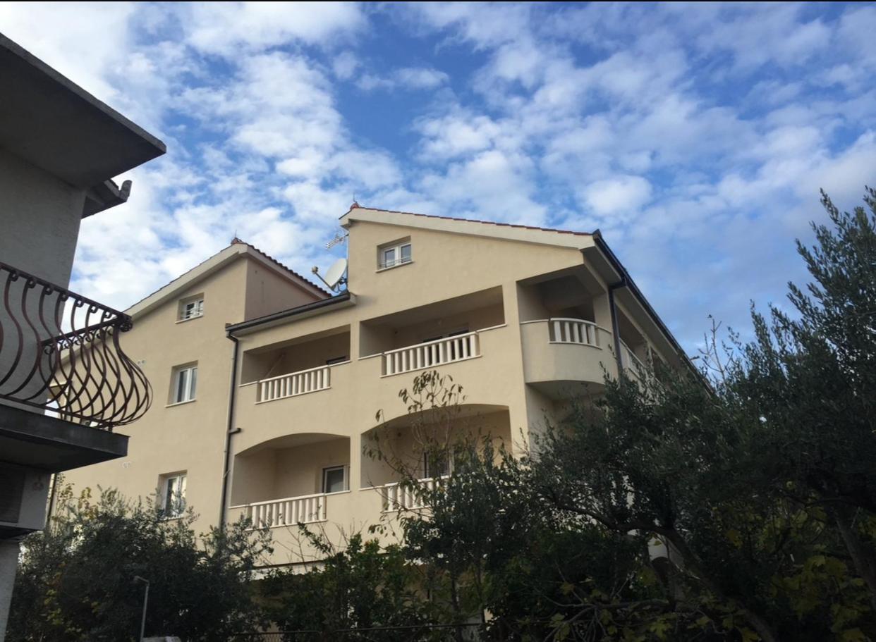 Apartament Spaija Kaštela