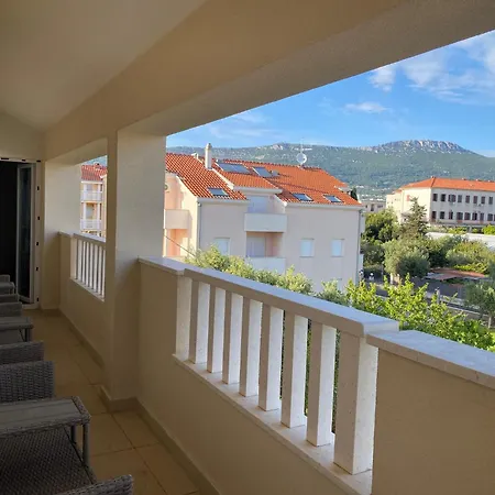 Apartmani Spaija Kastela Exterior photo